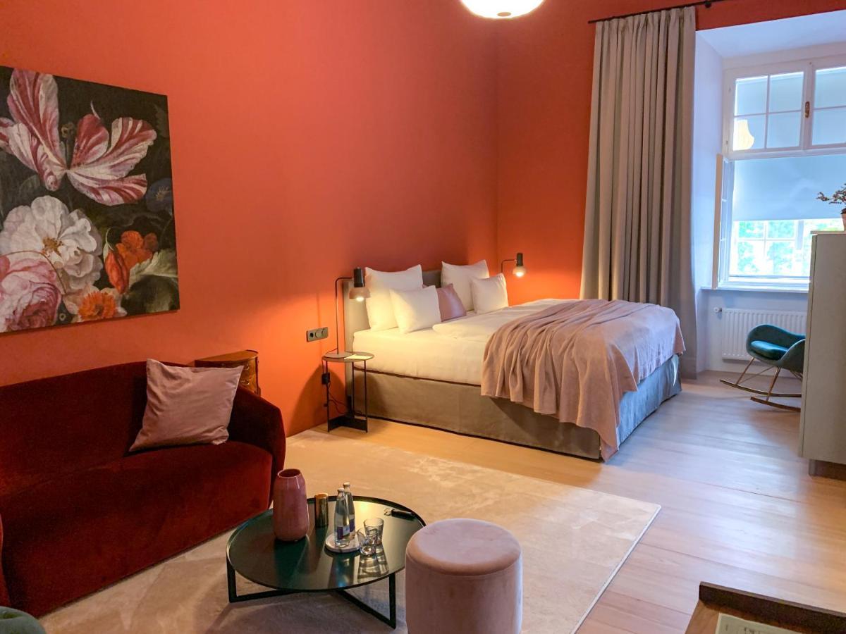 Boutique Hotel Zum Oberjaeger, Schloss Lackenbach Екстериор снимка